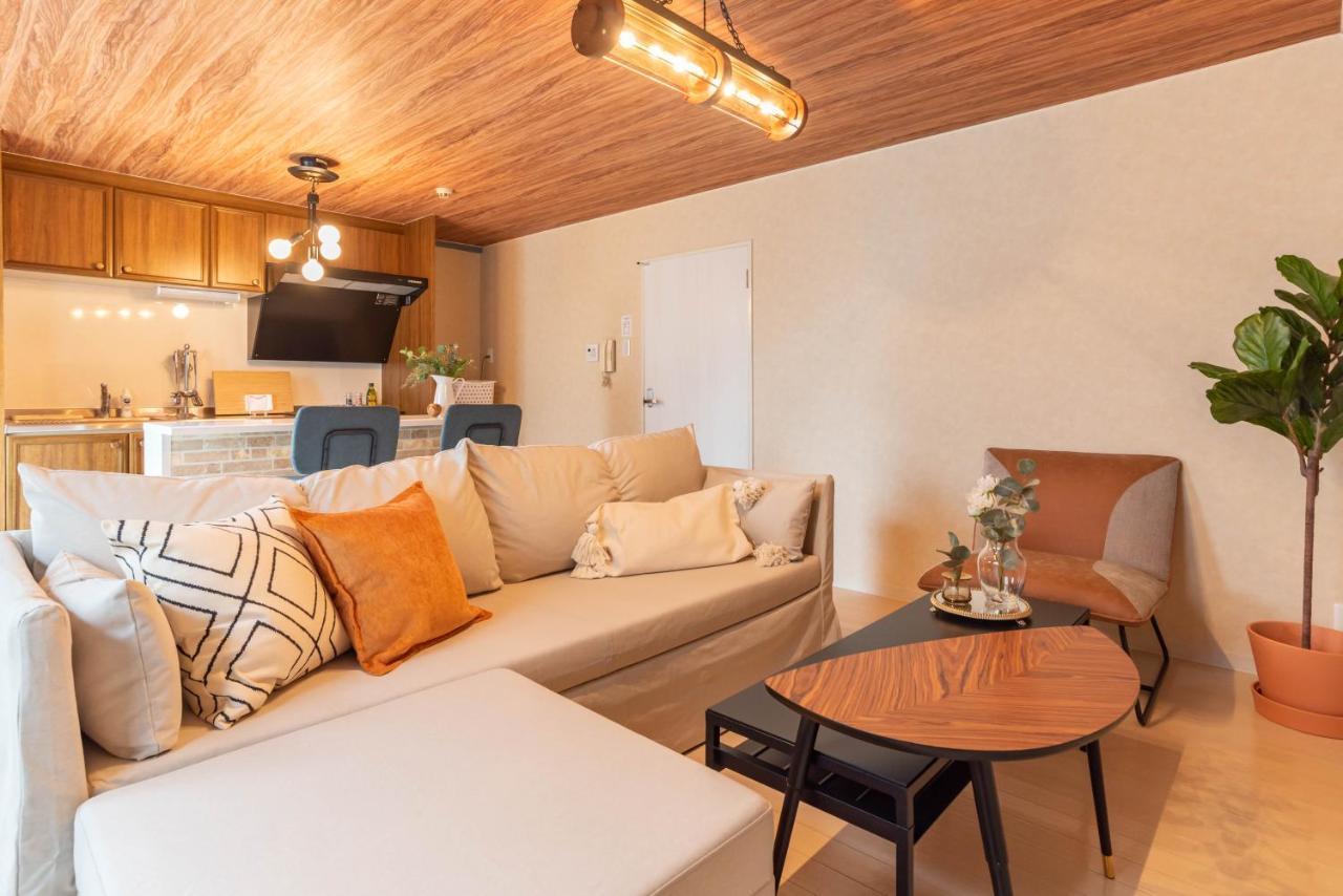 Bijou Suites Vogue Осака Экстерьер фото